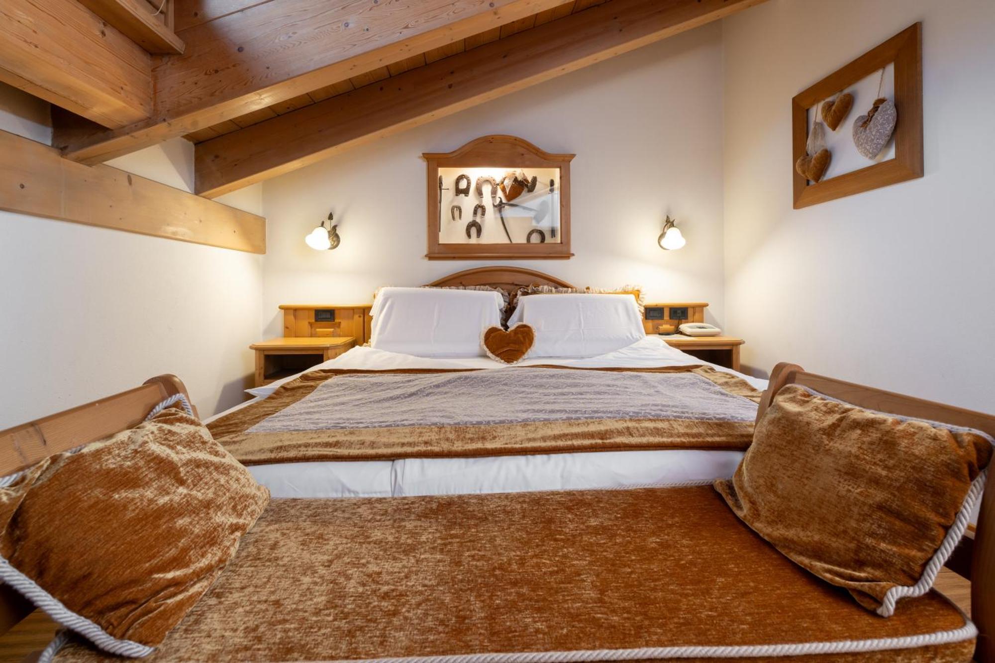 Camana Veglia Hotel Livigno Bagian luar foto