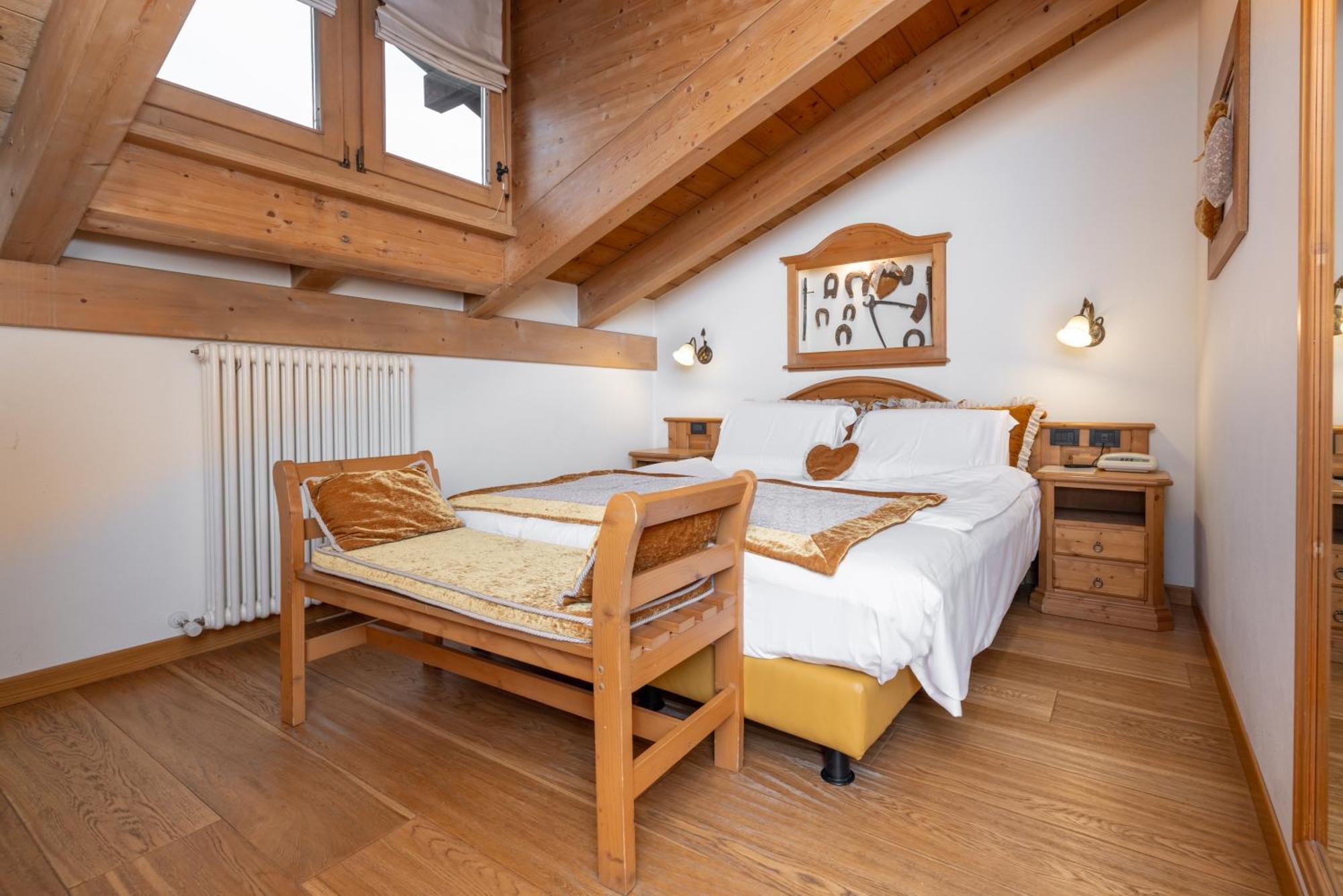 Camana Veglia Hotel Livigno Bagian luar foto